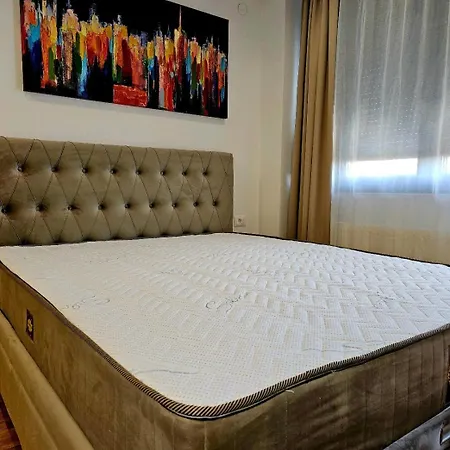 דירה Beril Lux ג'אגודינה